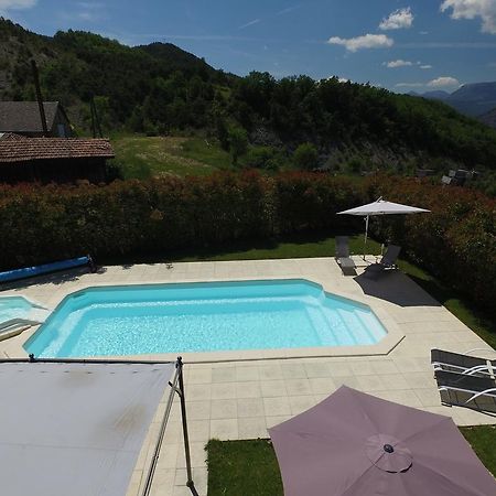 Chambres D'Hotes La Dorgisane Venterol  Luaran gambar