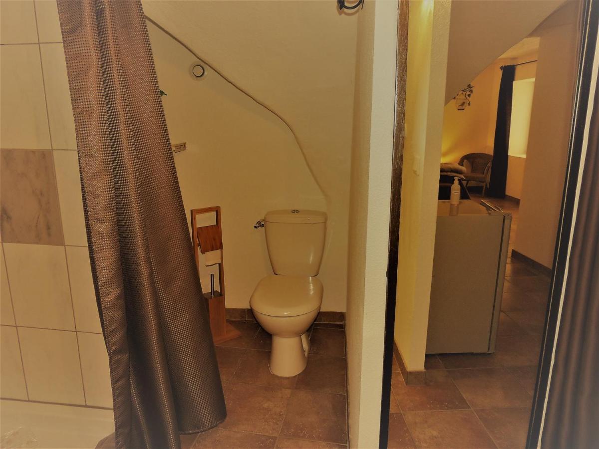 Chambres D'Hotes La Dorgisane Venterol  Luaran gambar