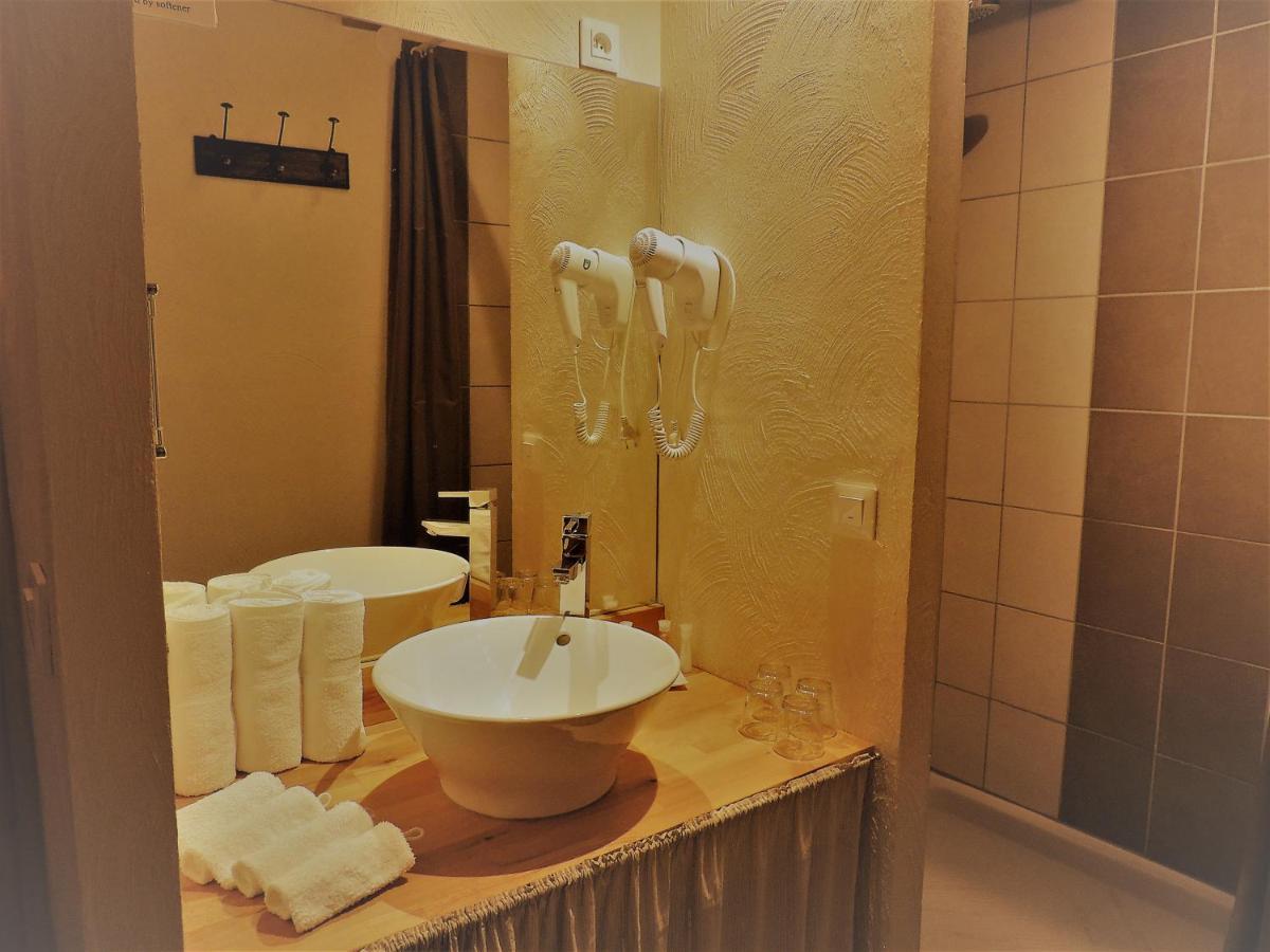 Chambres D'Hotes La Dorgisane Venterol  Luaran gambar
