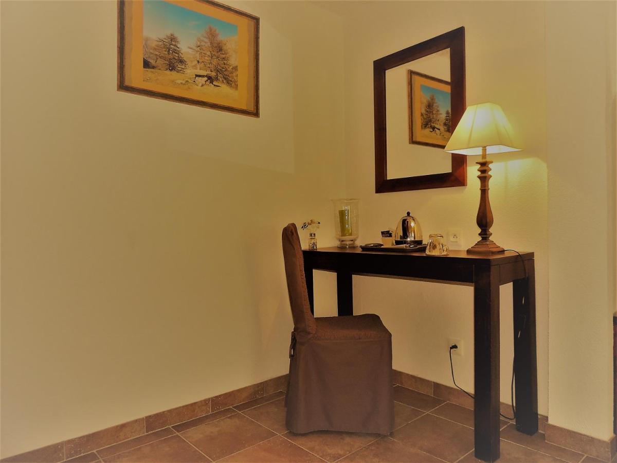 Chambres D'Hotes La Dorgisane Venterol  Luaran gambar