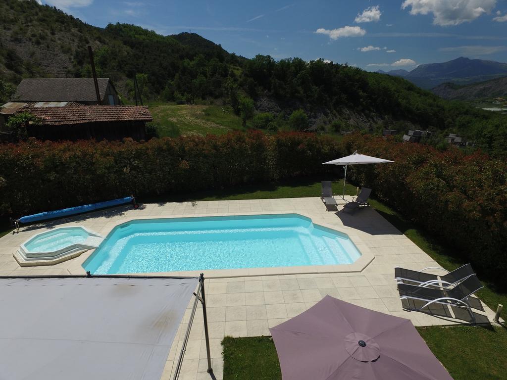 Chambres D'Hotes La Dorgisane Venterol  Luaran gambar